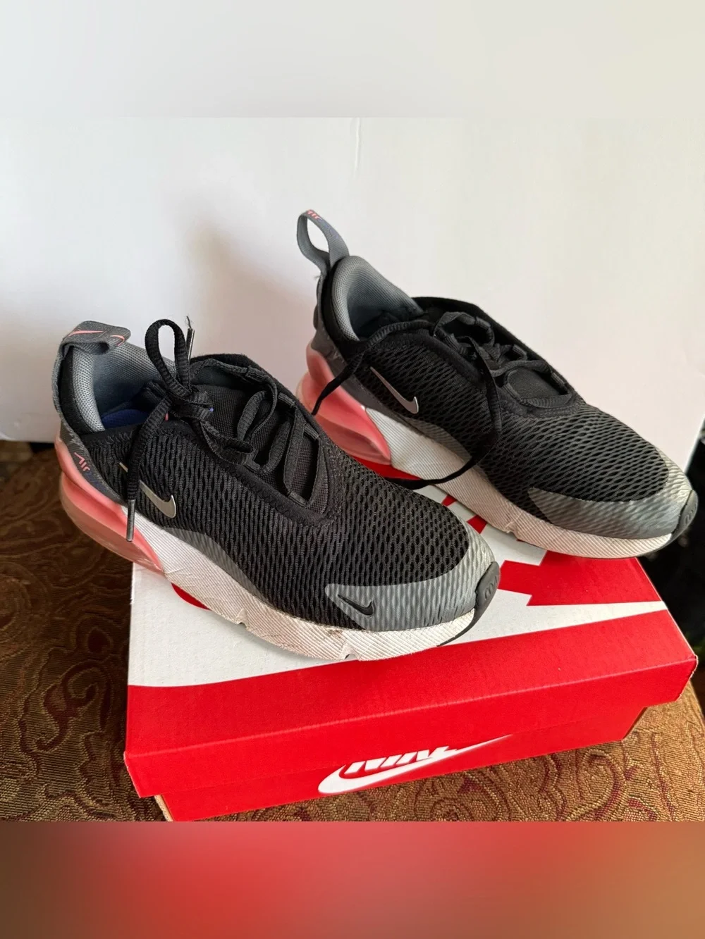 Nike Air Max 270 (PS) Black/Metallic Silver AO2372 020 Youth Size 1.5